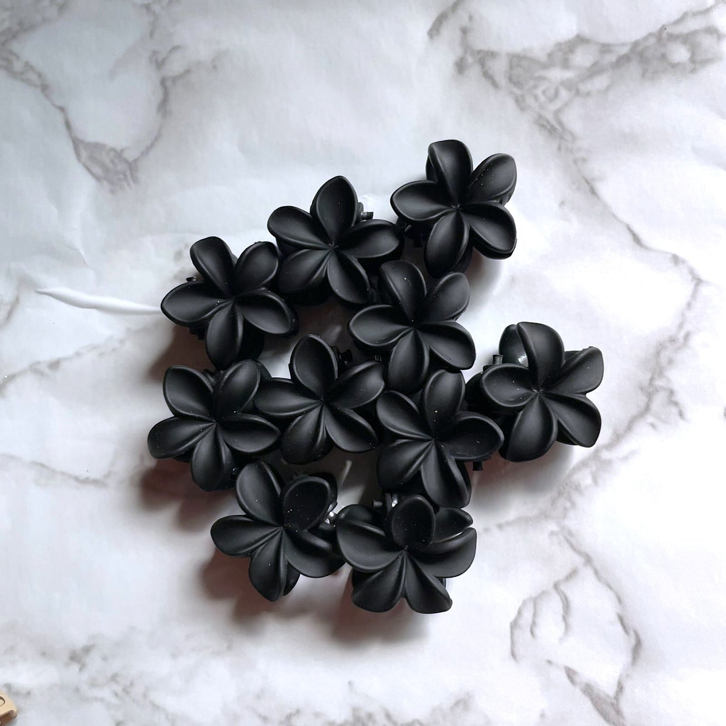 Mini Matte Flower Clips - 1 Pc