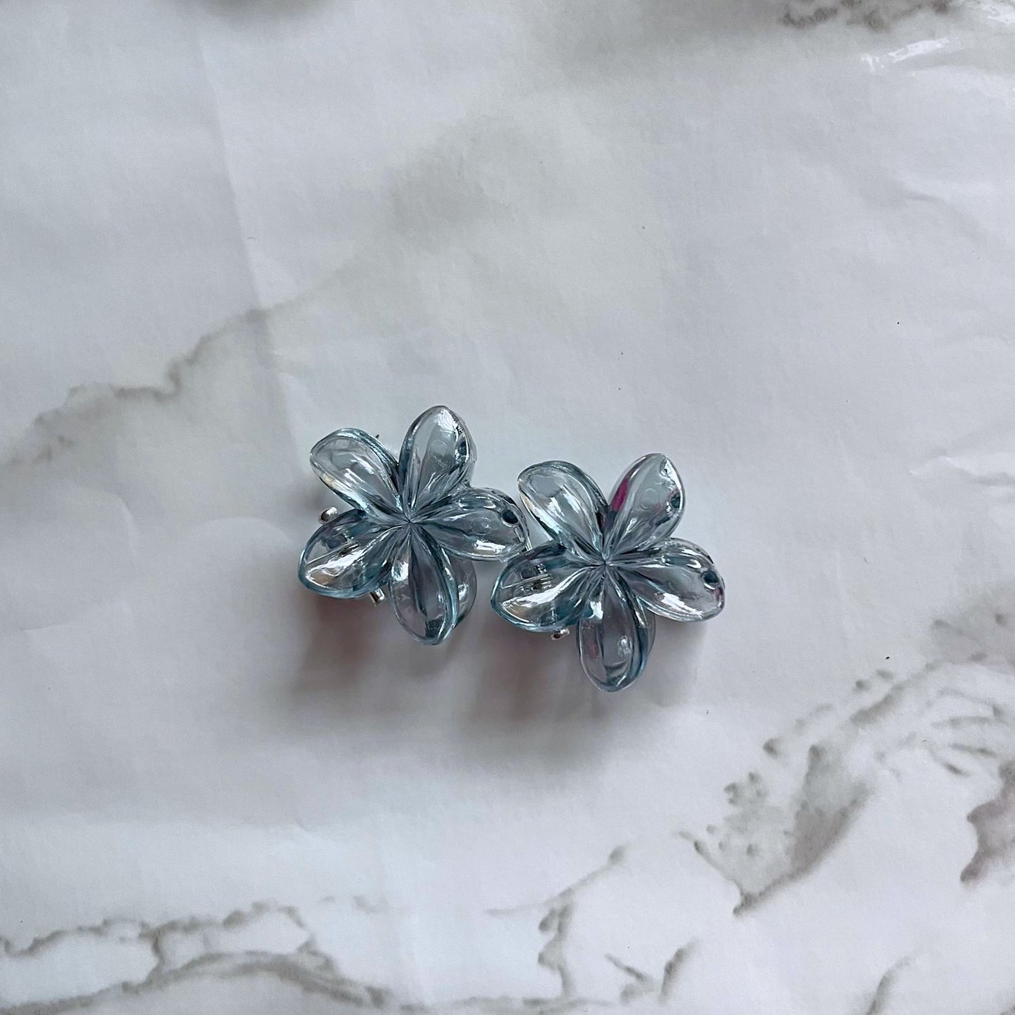 Mini Transparent Flower Hair Clips - 1 Pc